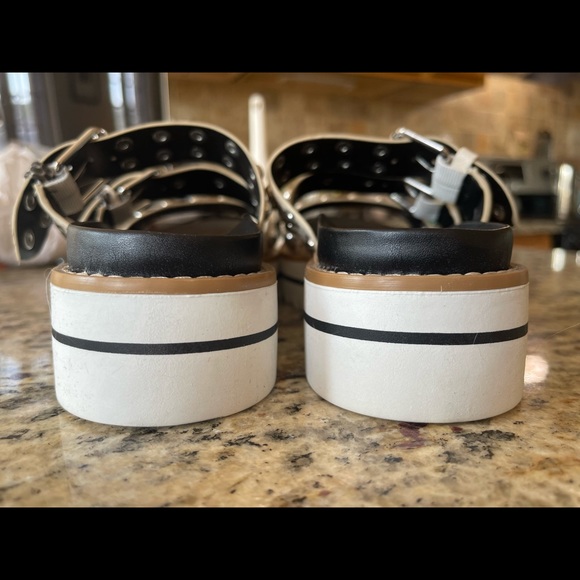 Steve Madden Cala Snake Embossed Sandal
 
WHITE MULTI, Size 7 M - Picture 3 of 5